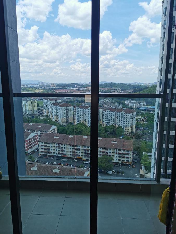 Apple Home 2 At Menara Simfoni, King Size Bed, Cheras, Nexflix, Wifi, Parking Seri Kembangan Exterior foto
