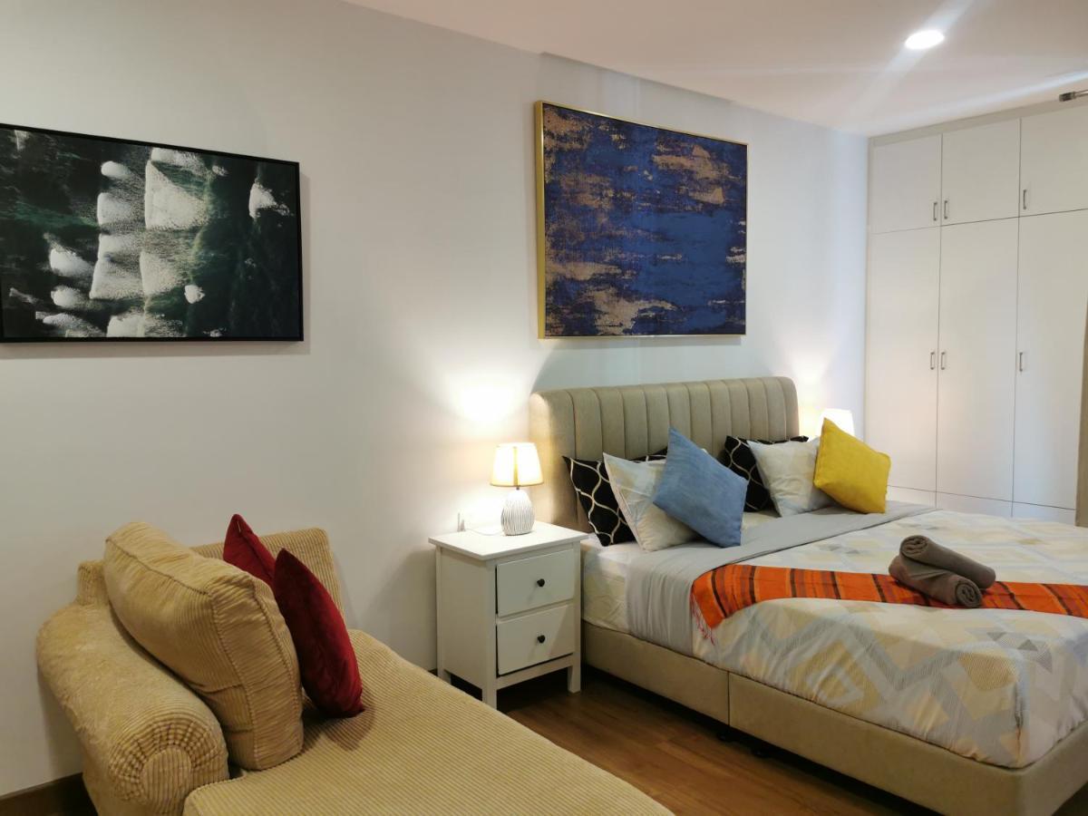 Apple Home 2 At Menara Simfoni, King Size Bed, Cheras, Nexflix, Wifi, Parking Seri Kembangan Exterior foto